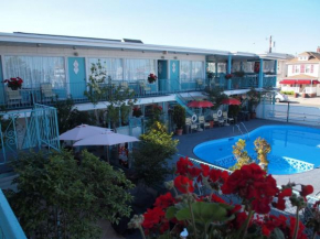 Гостиница Suitcase Motel & Travel  Север Уайлдвуд